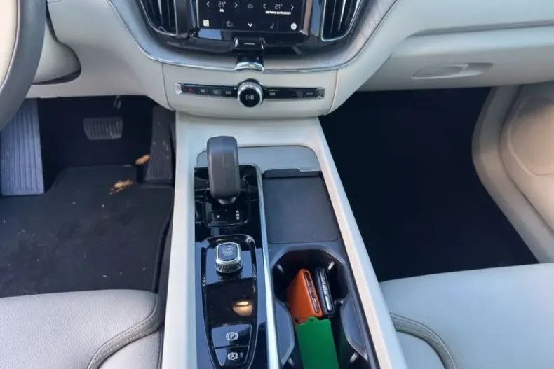 Volvo XC60 din 2024 cu 21.709 km - oferta VOL201366 - foto 13