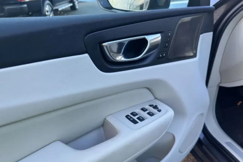 Volvo XC60 din 2024 cu 21.709 km - oferta VOL201366 - foto 15