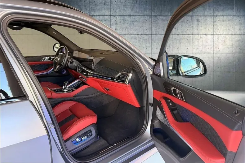 BMW X5 M (Seria X) din 2024 cu 28.400 km - oferta BMW201368 - foto 12