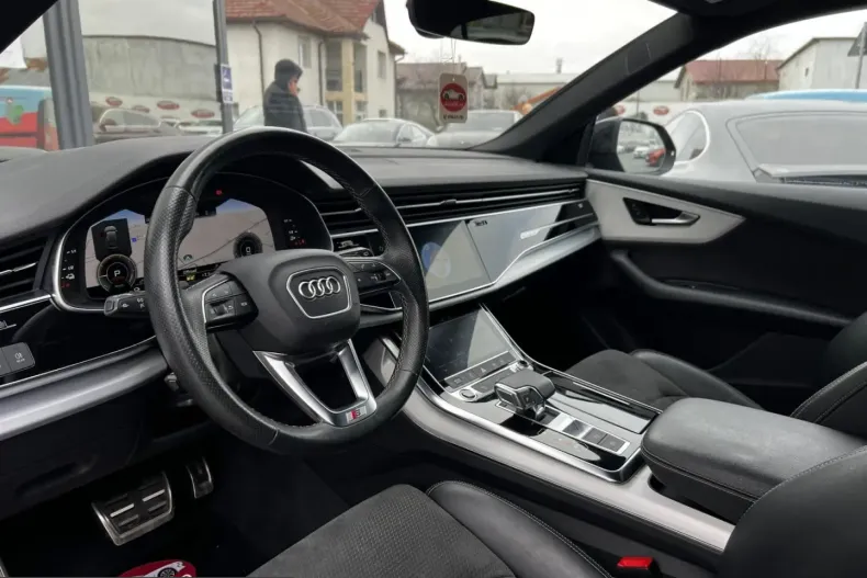 Audi Q8 din 2022 cu 105.577 km - oferta AUD201369 - foto 5
