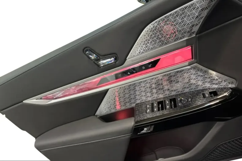 BMW 740 (Seria 7) din 2025 cu 17.450 km - oferta BMW201372 - foto 15