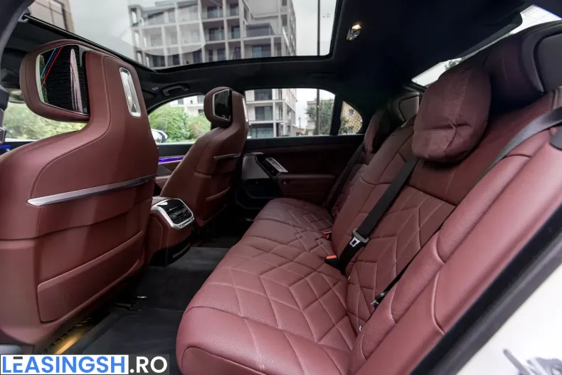 BMW 740 (Seria 7) din 2025 cu 16.800 km - oferta BMW201373 - foto 30