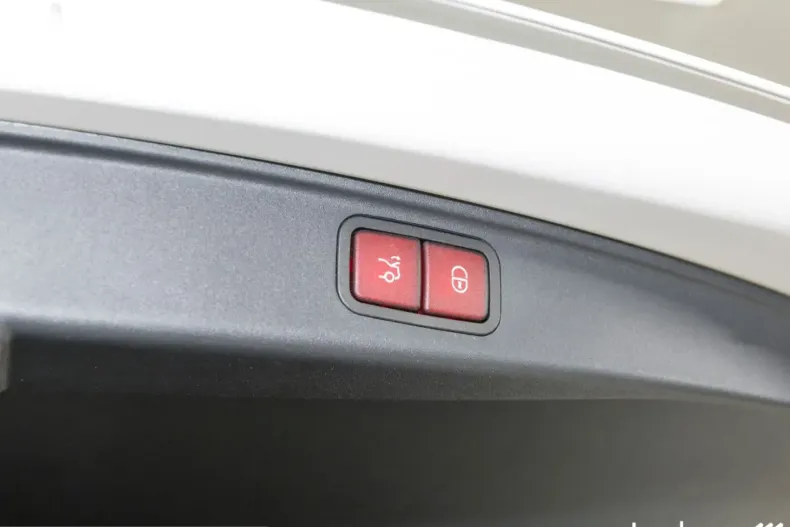 Mercedes-Benz AMG GT (Clasa GT) din 2023 cu 3.385 km - oferta MER201384 - foto 8