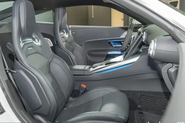 Mercedes-Benz AMG GT (Clasa GT) din 2023 cu 3.385 km - oferta MER201384 - foto 13