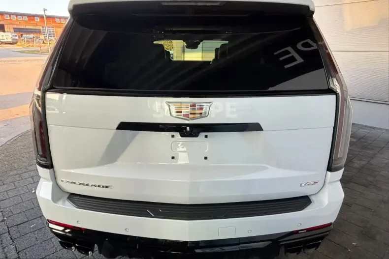 Cadillac Escalade din 2026 cu 10 km - oferta CAD201385 - foto 3