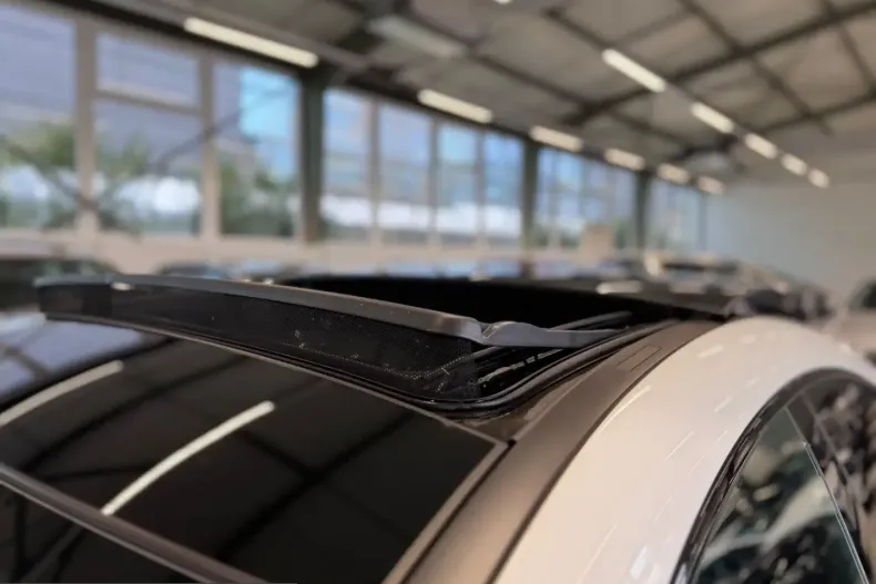 Mercedes-Benz CLA 200 (Clasa CLA) din 2021 cu 83.000 km - oferta MER201386 - foto 4