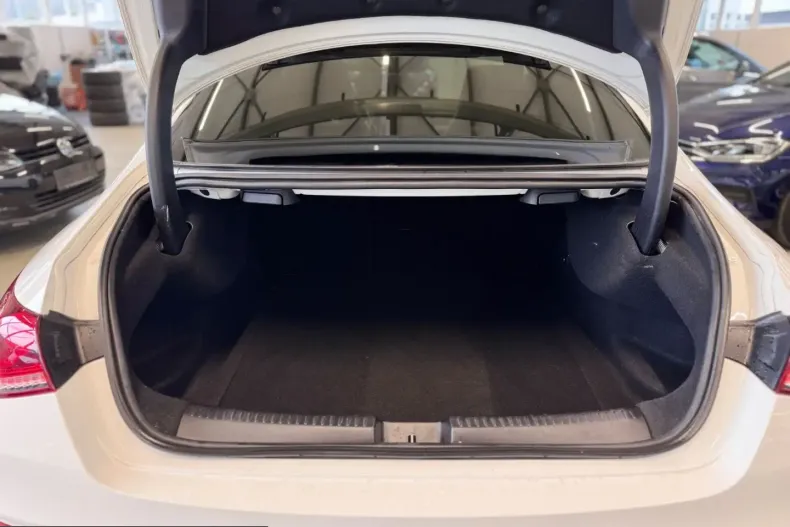 Mercedes-Benz CLA 200 (Clasa CLA) din 2021 cu 83.000 km - oferta MER201386 - foto 7