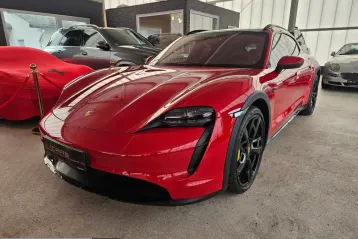 Porsche Taycan din 2021 - oferta POR201388