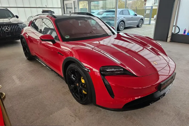 Porsche Taycan din 2021 cu 79.800 km - oferta POR201388 - foto 4