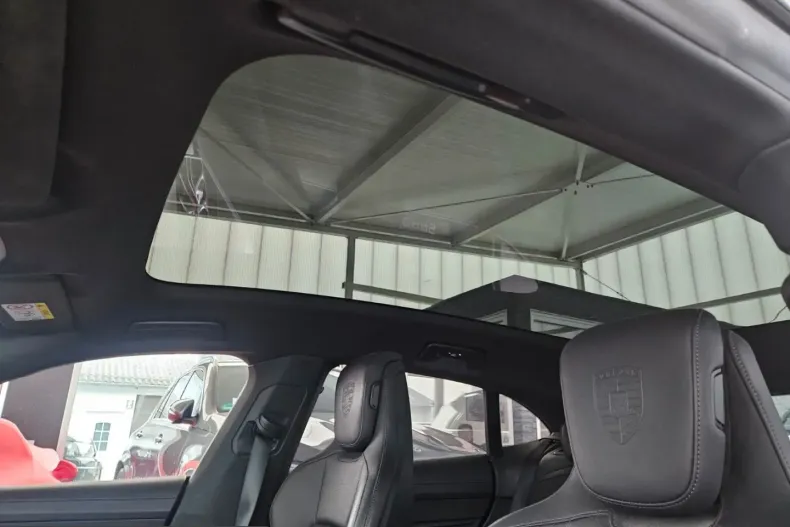 Porsche Taycan din 2021 cu 79.800 km - oferta POR201388 - foto 17