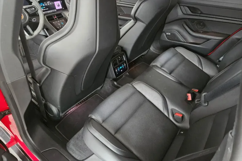 Porsche Taycan din 2021 cu 79.800 km - oferta POR201388 - foto 18