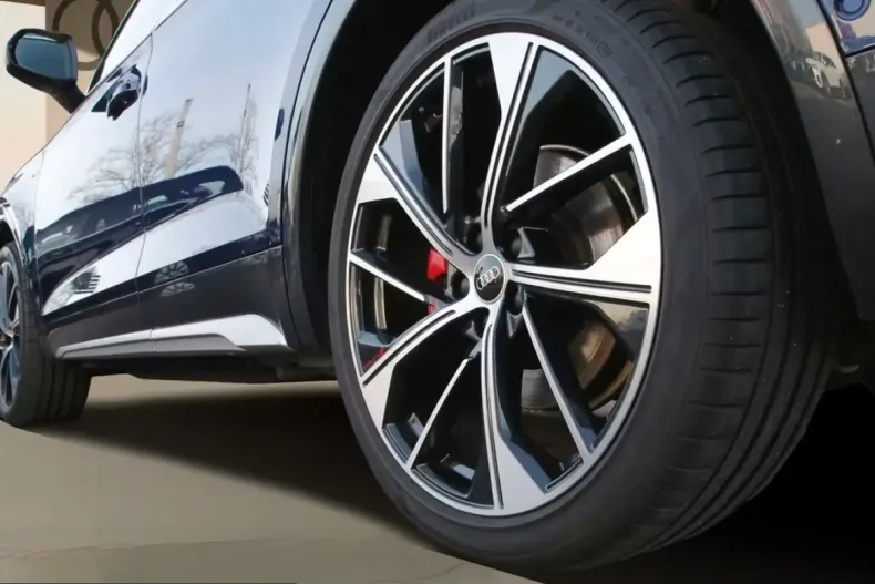 Audi Q5 din 2022 cu 33.450 km - oferta AUD201396 - foto 6