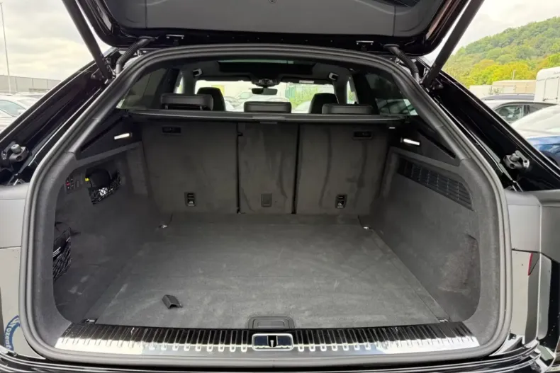 Audi RSQ8 din 2025 cu 2.800 km - oferta AUD201401 - foto 13