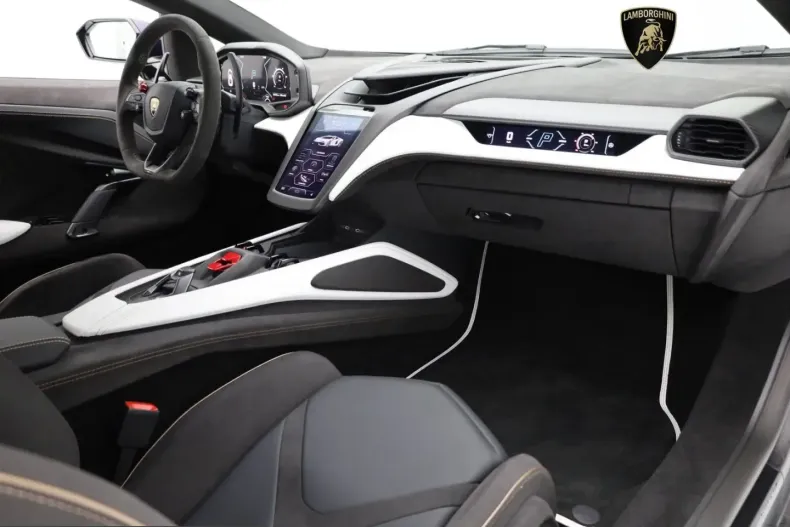 Lamborghini Revuelto din 2024 cu 1.152 km - oferta LAM201405 - foto 8