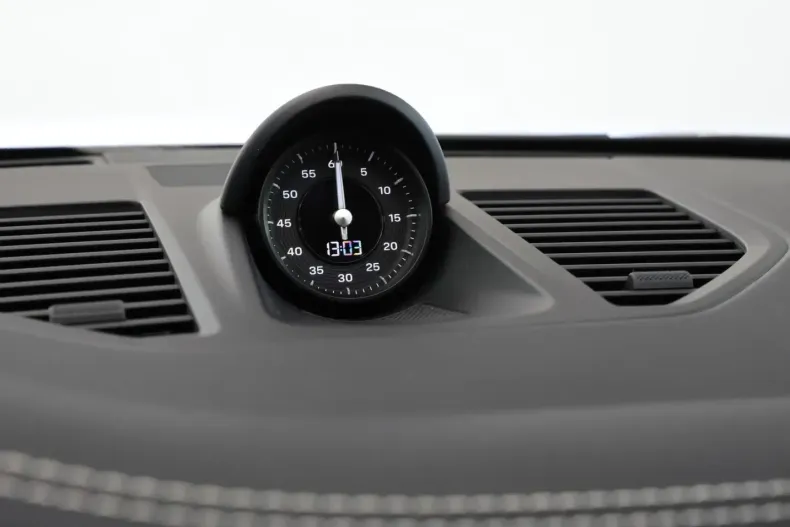 Porsche 992 din 2025 cu 8.800 km - oferta POR201407 - foto 12