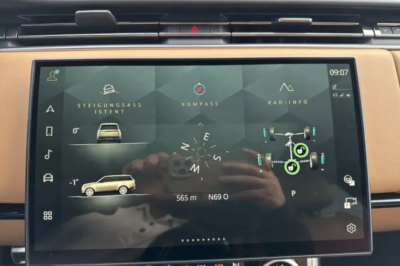 Land Rover Range Rover din 2023 cu 64.299 km - oferta LAN201408 - foto 21