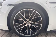 Porsche Taycan din 2021 cu 65.788 km - oferta POR201418 - foto 9