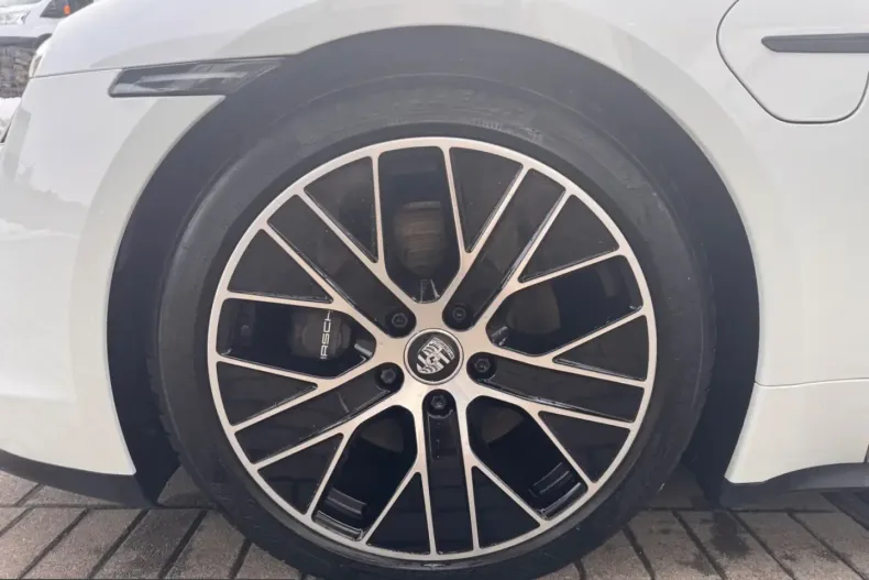 Porsche Taycan din 2021 cu 65.788 km - oferta POR201418 - foto 9