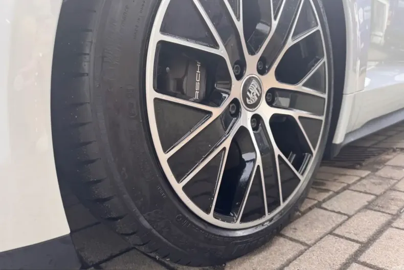 Porsche Taycan din 2021 cu 65.788 km - oferta POR201418 - foto 10