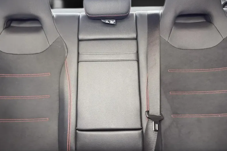 Mercedes-Benz CLA 250 (Clasa CLA) din 2022 cu 38.994 km - oferta MER201431 - foto 9