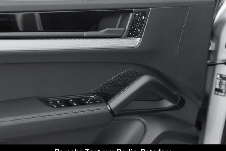 Porsche Cayenne din 2025 cu 7.423 km - oferta POR201436 - foto 13