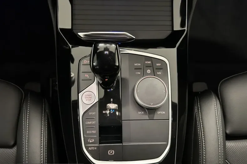 BMW X4 (Seria X) din 2025 cu 3.315 km - oferta BMW201438 - foto 18