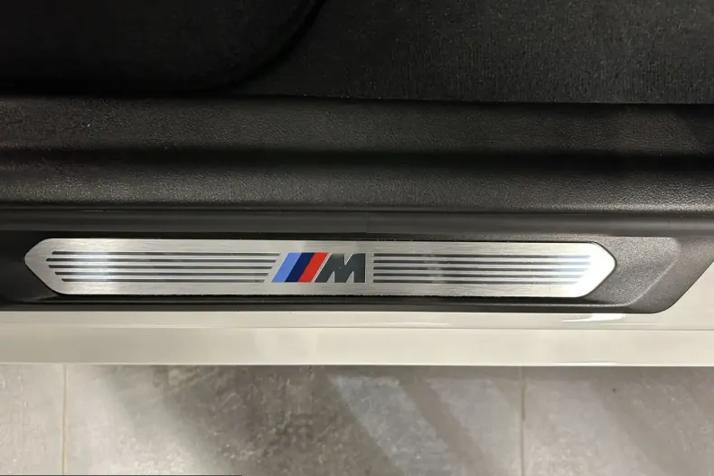 BMW X4 (Seria X) din 2025 cu 3.315 km - oferta BMW201438 - foto 30