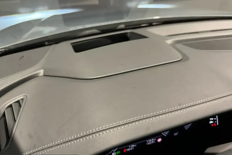 Audi Q8 din 2025 cu 12.687 km - oferta AUD201441 - foto 17