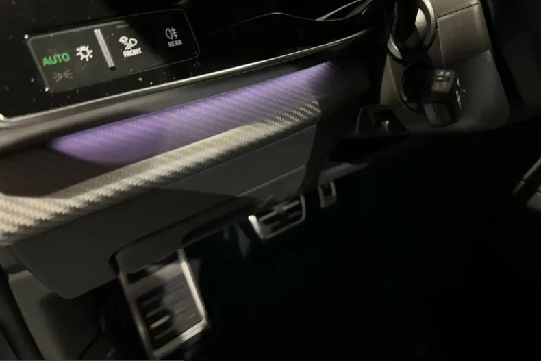 Audi Q8 din 2025 cu 12.687 km - oferta AUD201441 - foto 22