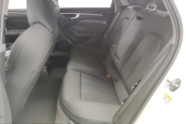 Audi A6 din 2026 cu 10 km - oferta AUD201448 - foto 13