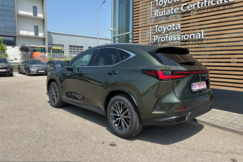 Lexus NX 350h din 2026 cu 10 km - oferta LEX201449 - foto 3