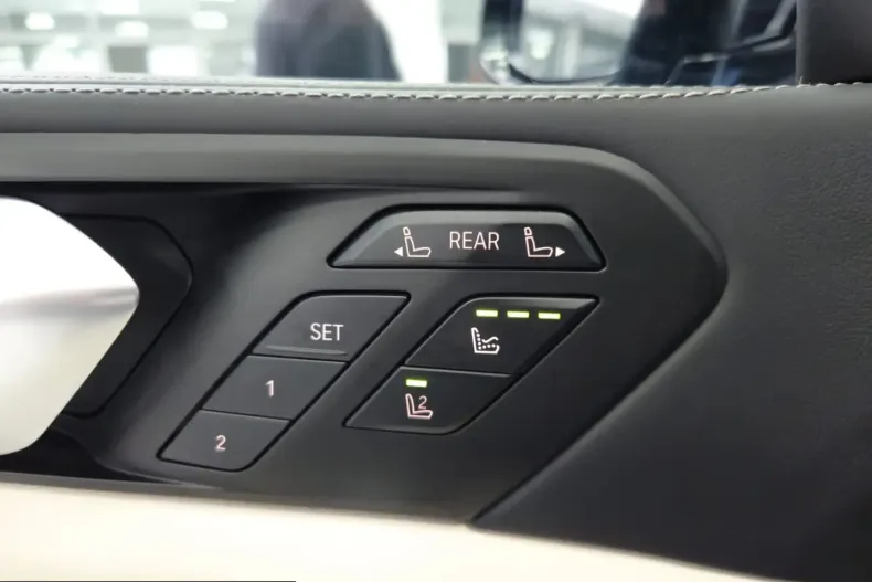 BMW X7 M60 (Seria X) din 2024 cu 18.785 km - oferta BMW201459 - foto 10