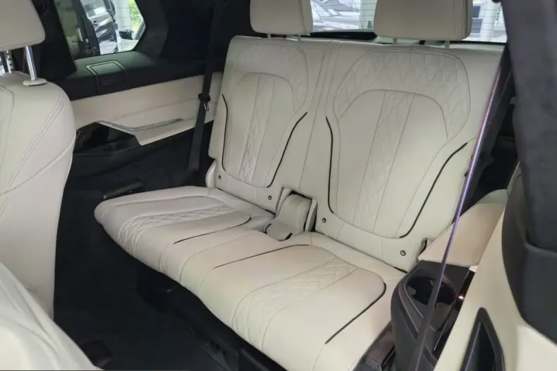 BMW X7 M60 (Seria X) din 2024 cu 18.785 km - oferta BMW201459 - foto 14