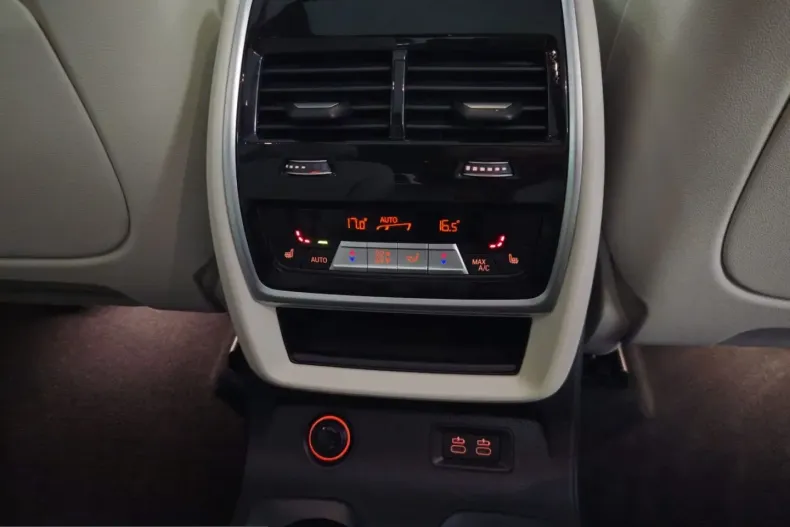 BMW X7 M60 (Seria X) din 2024 cu 18.785 km - oferta BMW201459 - foto 17