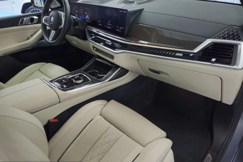 BMW X7 M60 (Seria X) din 2024 cu 18.785 km - oferta BMW201459 - foto 18