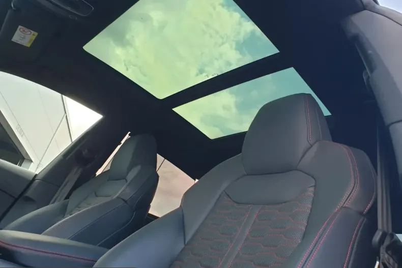 Audi RSQ8 din 2023 cu 8.050 km - oferta AUD201462 - foto 13