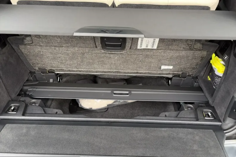 BMW X7 (Seria X) din 2025 cu 16.113 km - oferta BMW201464 - foto 13