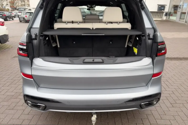 BMW X7 (Seria X) din 2025 cu 16.113 km - oferta BMW201464 - foto 14