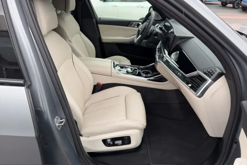 BMW X7 (Seria X) din 2025 cu 16.113 km - oferta BMW201464 - foto 16
