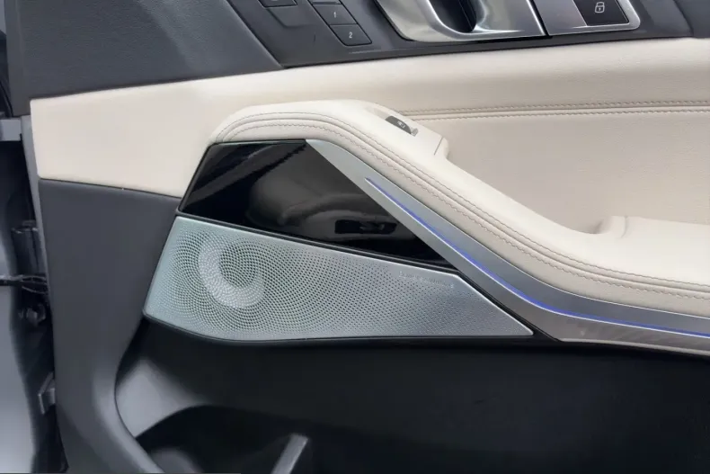 BMW X7 (Seria X) din 2025 cu 16.113 km - oferta BMW201464 - foto 17