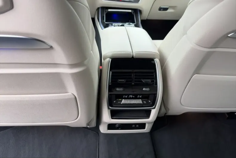 BMW X7 (Seria X) din 2025 cu 16.113 km - oferta BMW201464 - foto 21