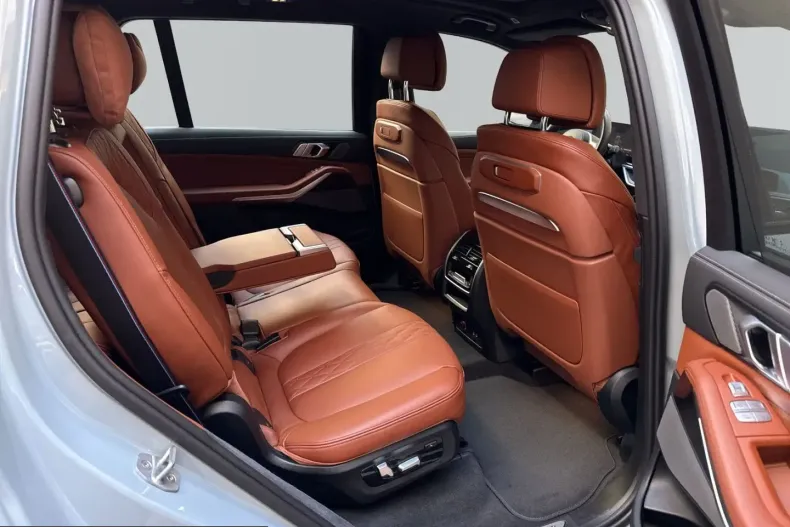 BMW X7 (Seria X) din 2024 cu 26.500 km - oferta BMW201465 - foto 11