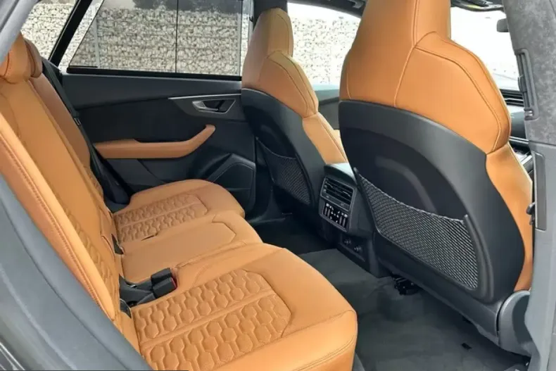 Audi RSQ8 din 2022 cu 2.165 km - oferta AUD201466 - foto 10