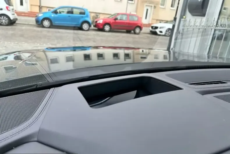 Audi RSQ8 din 2022 cu 2.165 km - oferta AUD201466 - foto 11