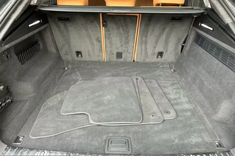 Audi RSQ8 din 2022 cu 2.165 km - oferta AUD201466 - foto 12