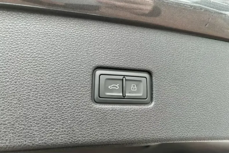 Audi RSQ8 din 2022 cu 2.165 km - oferta AUD201466 - foto 21