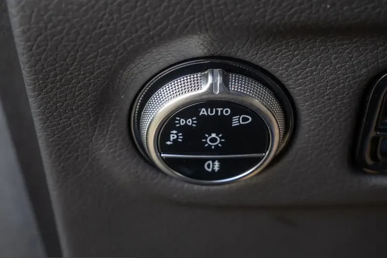 Mercedes-Benz EQE SUV din 2024 cu 16.946 km - oferta MER201467 - foto 14