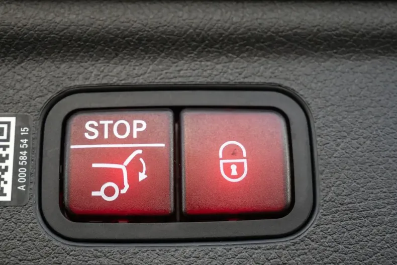 Mercedes-Benz EQE SUV din 2024 cu 16.946 km - oferta MER201467 - foto 18