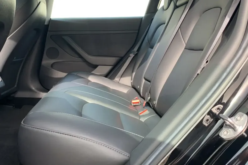 Tesla Model 3 din 2023 cu 50.085 km - oferta TES201470 - foto 14