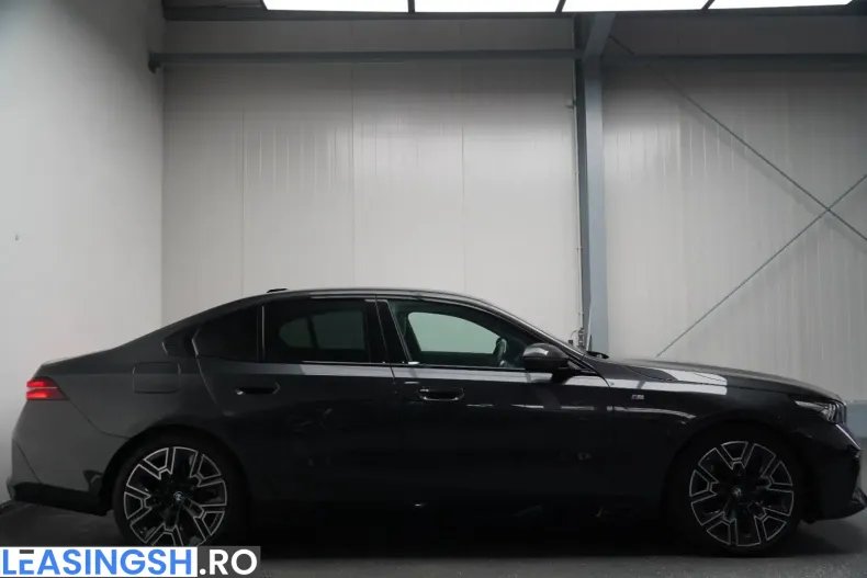 BMW 520 (Seria 5) din 2025 cu 18.200 km - oferta BMW201472 - foto 4